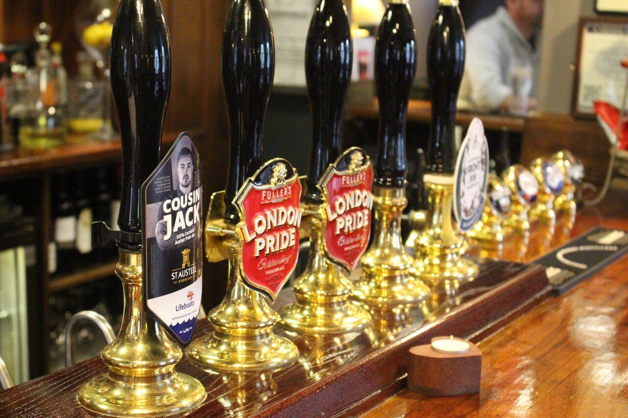 The Three Horseshoes Hotel Alton  Buitenkant foto