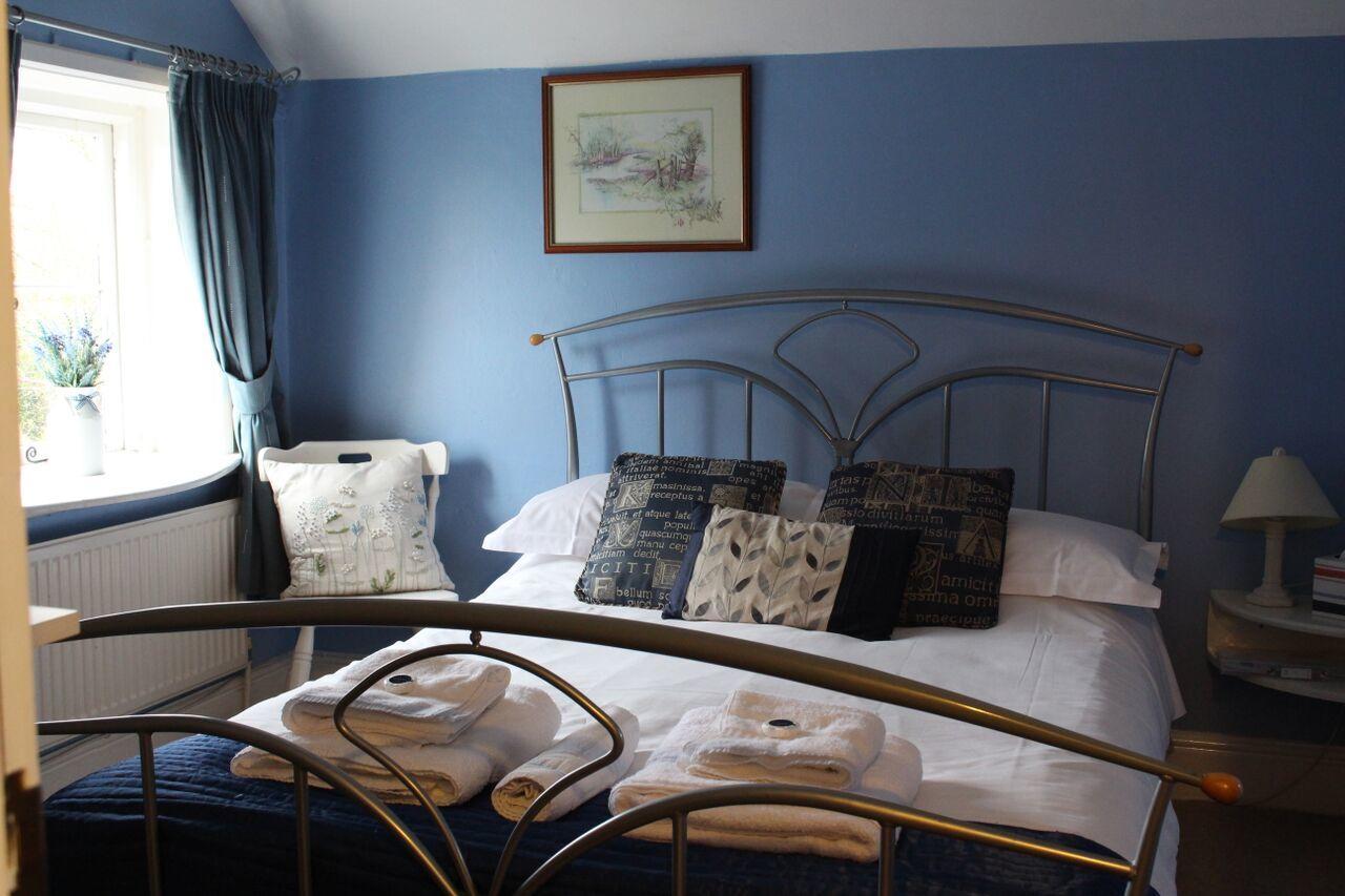 The Three Horseshoes Hotel Alton  Buitenkant foto